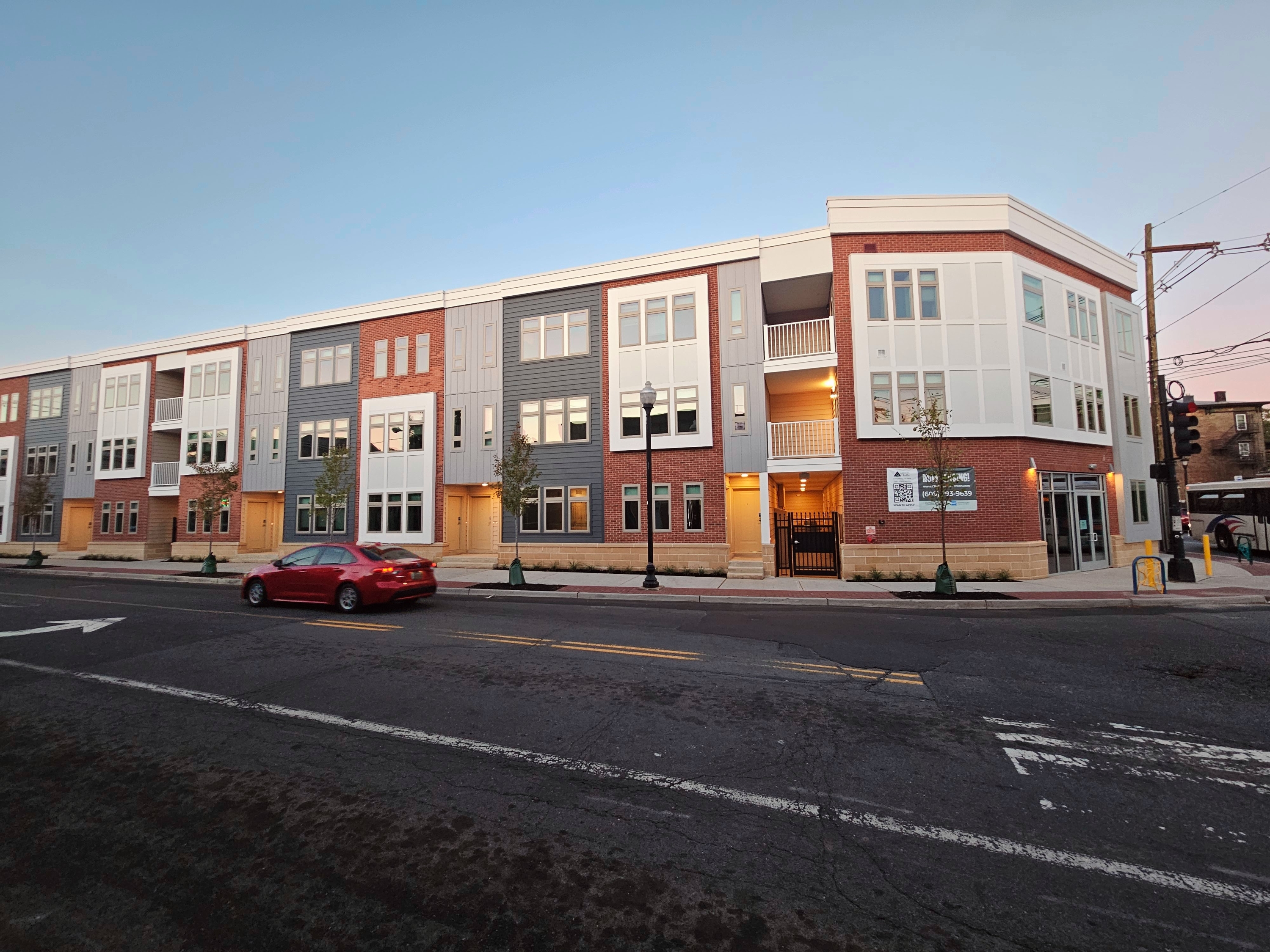 200 Hamilton Avenue - 103